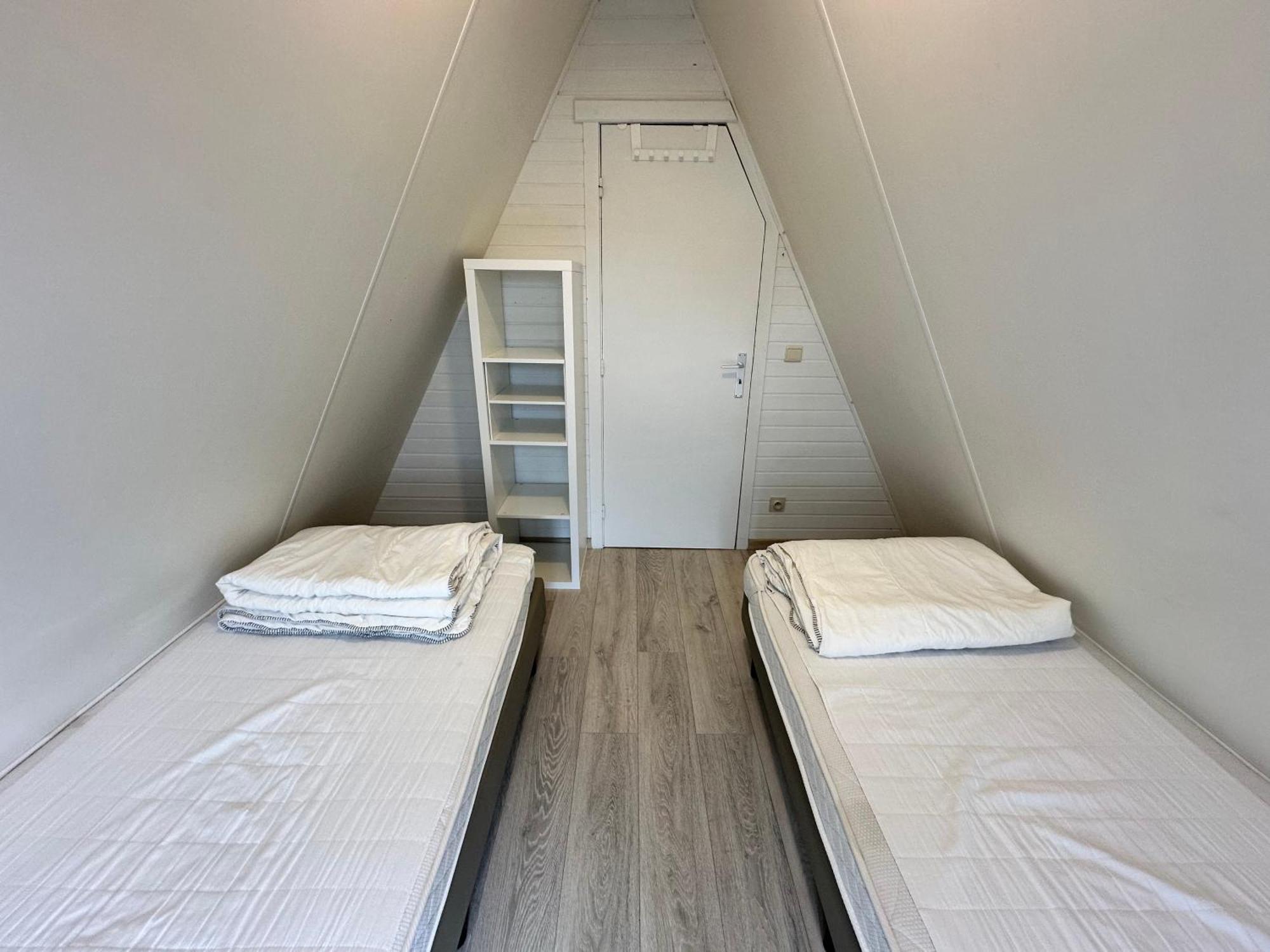Gezellige Chalet In Nieuwpoort - Opkuis Inbegrepen In De Prijs オーストダインケルケ エクステリア 写真