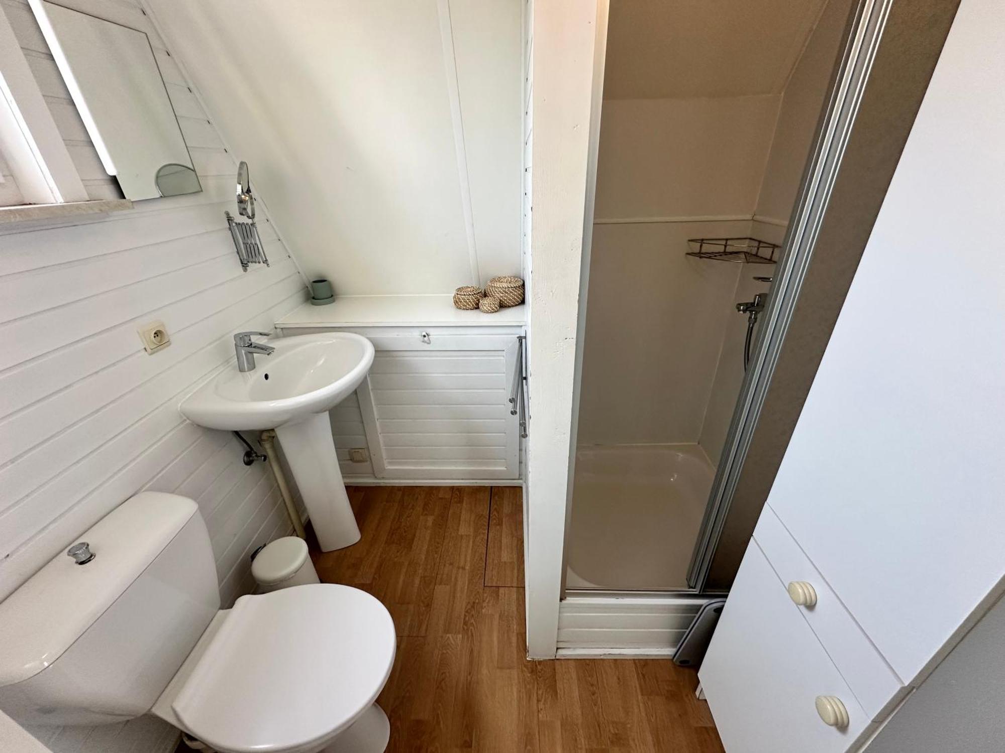 Gezellige Chalet In Nieuwpoort - Opkuis Inbegrepen In De Prijs オーストダインケルケ エクステリア 写真