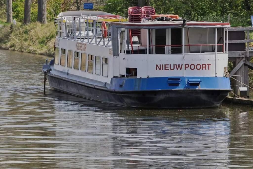 Gezellige Chalet In Nieuwpoort - Opkuis Inbegrepen In De Prijs オーストダインケルケ エクステリア 写真
